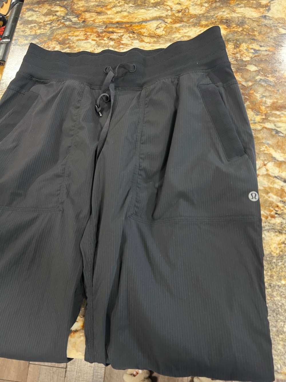Lululemon Dance Studio Mid-Rise Pant 8 - Picture 2 of 9